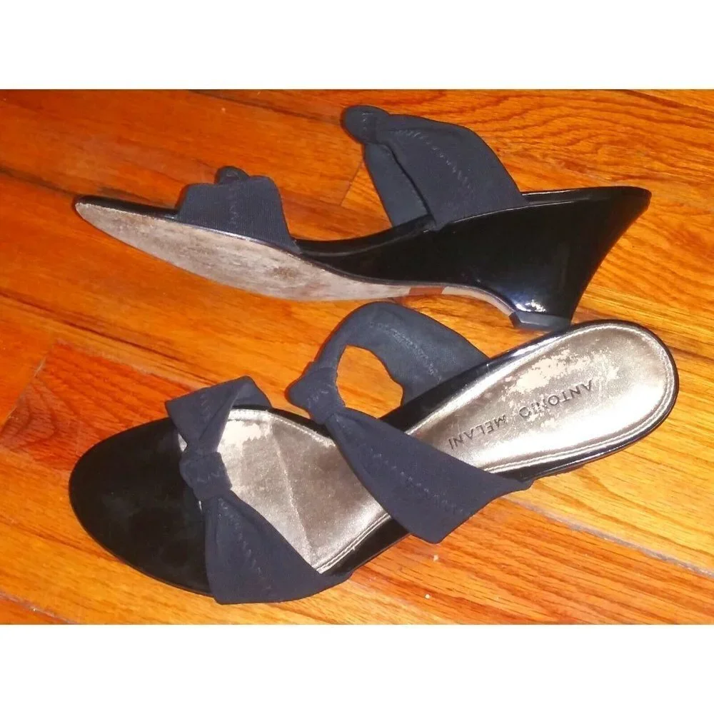 Antonio Melani Wedge sandals Slip on stretch straps Riveria Sz 8.5M black strapy